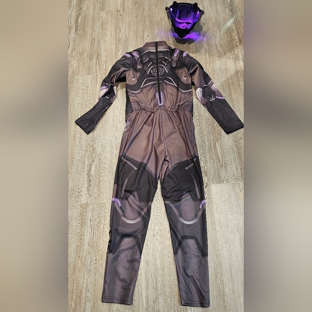 InSpirit Designs Fortnite Omega Purple Child Costume Boy's Size 10/12